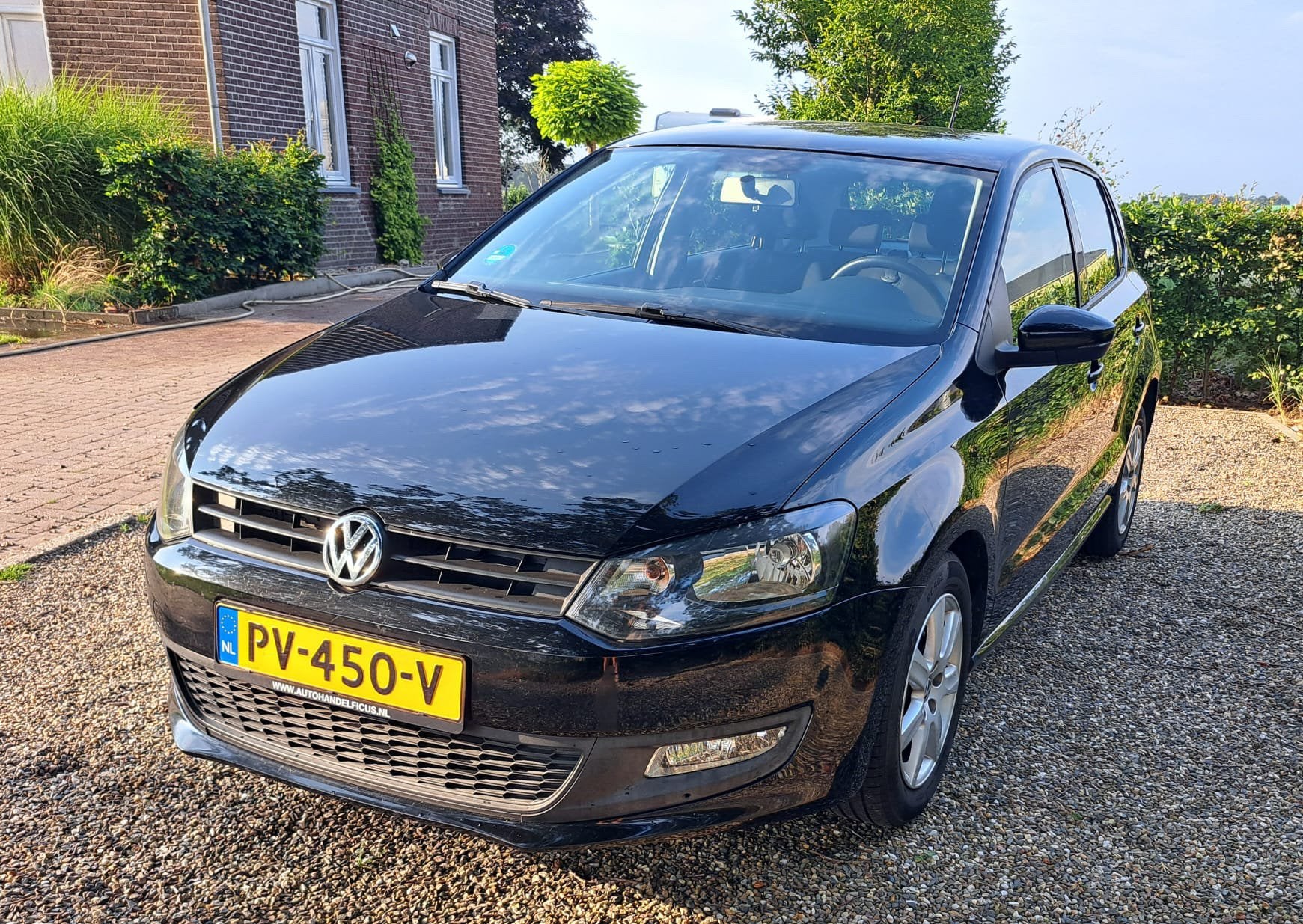 Volkswagen Polo 1.2 Zwart 2010, Voorwielaandrijving, 40 €/maand, Zwart, 1198 cc