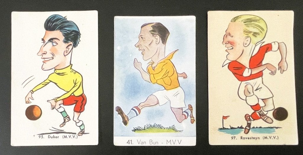 MVV Maastricht - 3 oude voetbalplaatjes - 1950's, Verzamelen, Verzenden, Gebruikt, Overige binnenlandse clubs, Poster, Plaatje of Sticker