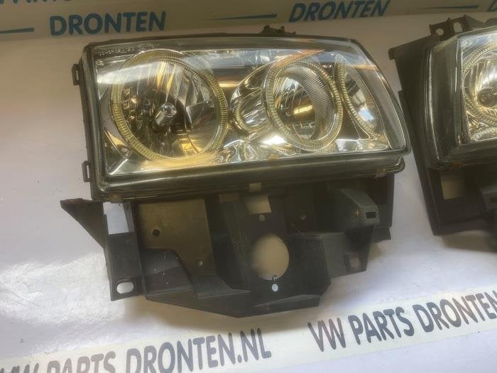 Koplamp links van een Volkswagen Transporter, Gebruikt, -, -, -