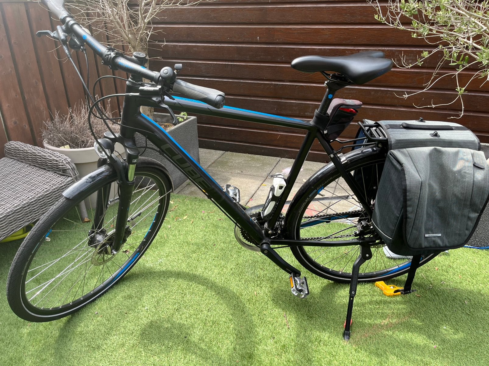 Fietsfietstassen - Grijs - Zo goed als nieuw, Fietsen en Brommers, Fietsaccessoires | Fietstassen, Ophalen of Verzenden, Zo goed als nieuw