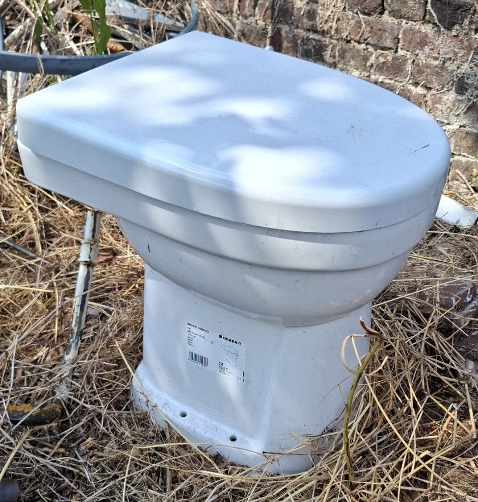 wc-pot, Ophalen, Gebruikt, Toilet