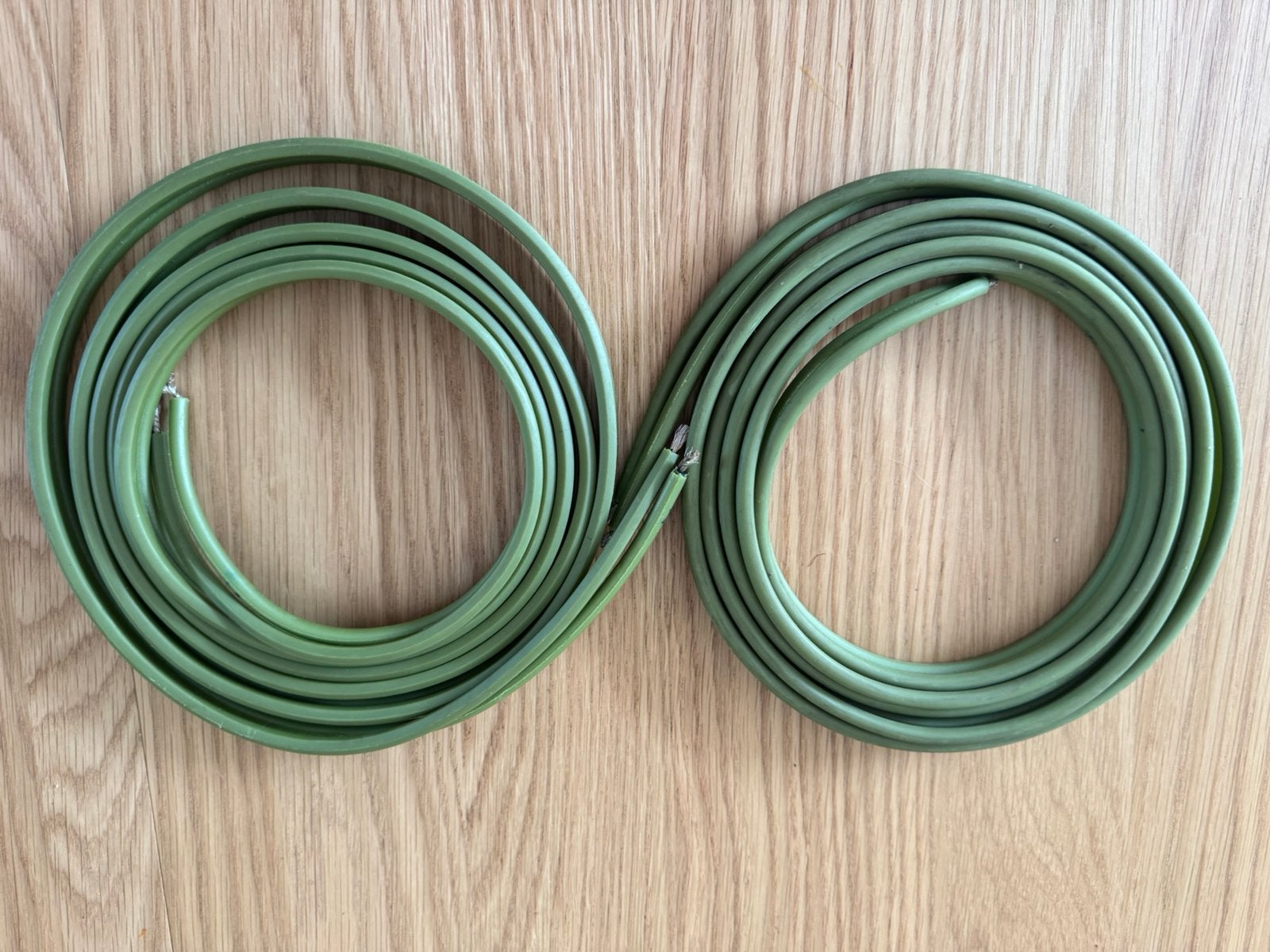Van den hull MC CS 122 halogeen free 2x2,8m, Ophalen of Verzenden, Zo goed als nieuw, Luidsprekerkabel