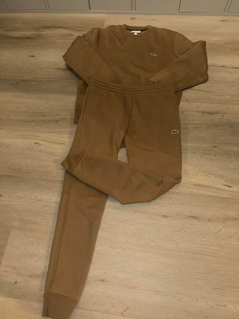 Lacoste Trainingspak Bruin - Zo goed als nieuw, Ophalen of Verzenden, Zo goed als nieuw, Maat 48/50 (M)