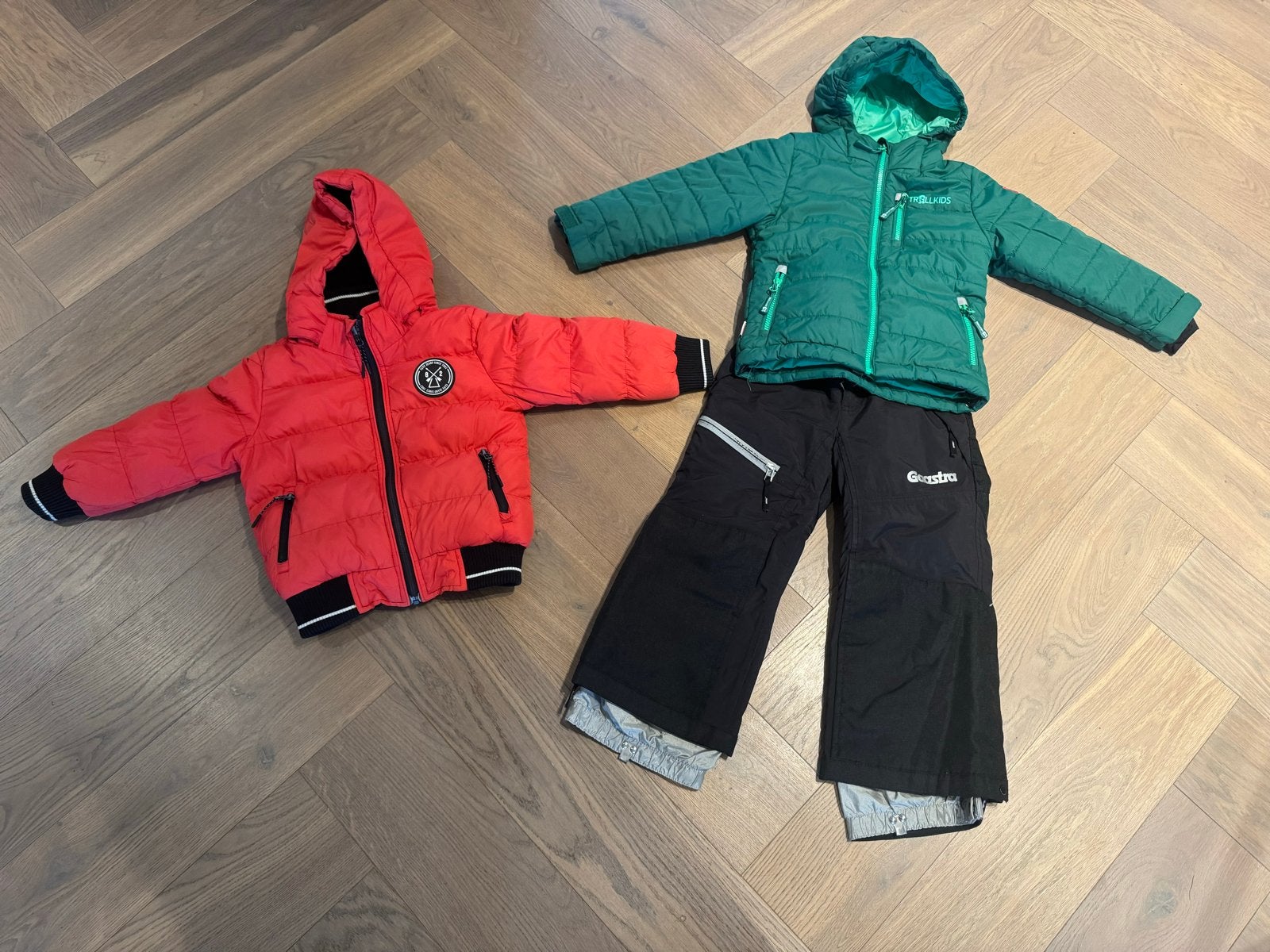 Winterkledingpakket: 2 jassen en skibroek (mt 104), Ophalen, Gebruikt, Jongen, Setje