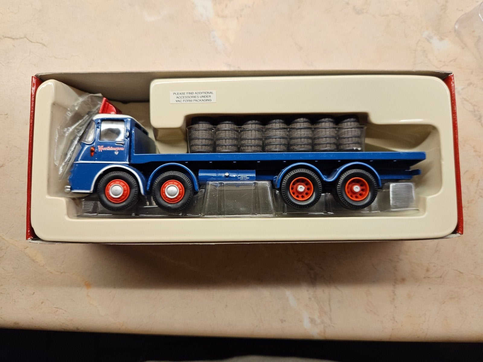 Corgi ERF KV 8 Wheel Platform Lorry Bass Worthington 1:50, Ophalen of Verzenden, Nieuw, Bus of Vrachtwagen, Corgi