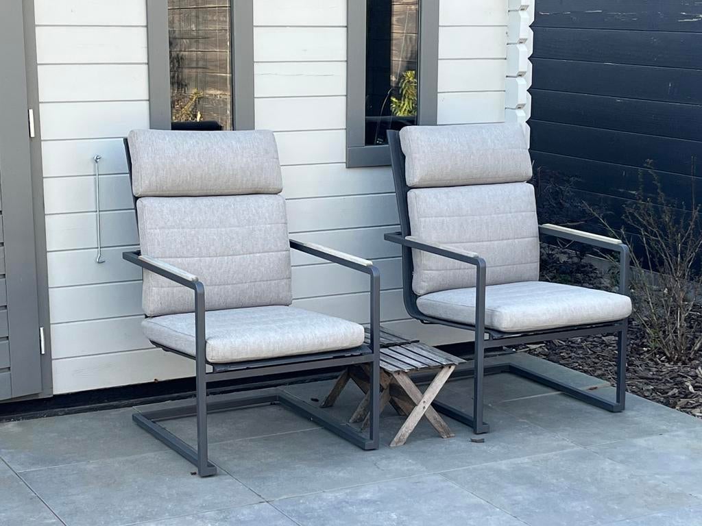 Tuinstoelen (2) inclusief kussens, Ophalen, Zo goed als nieuw, Rvs, Stoel
