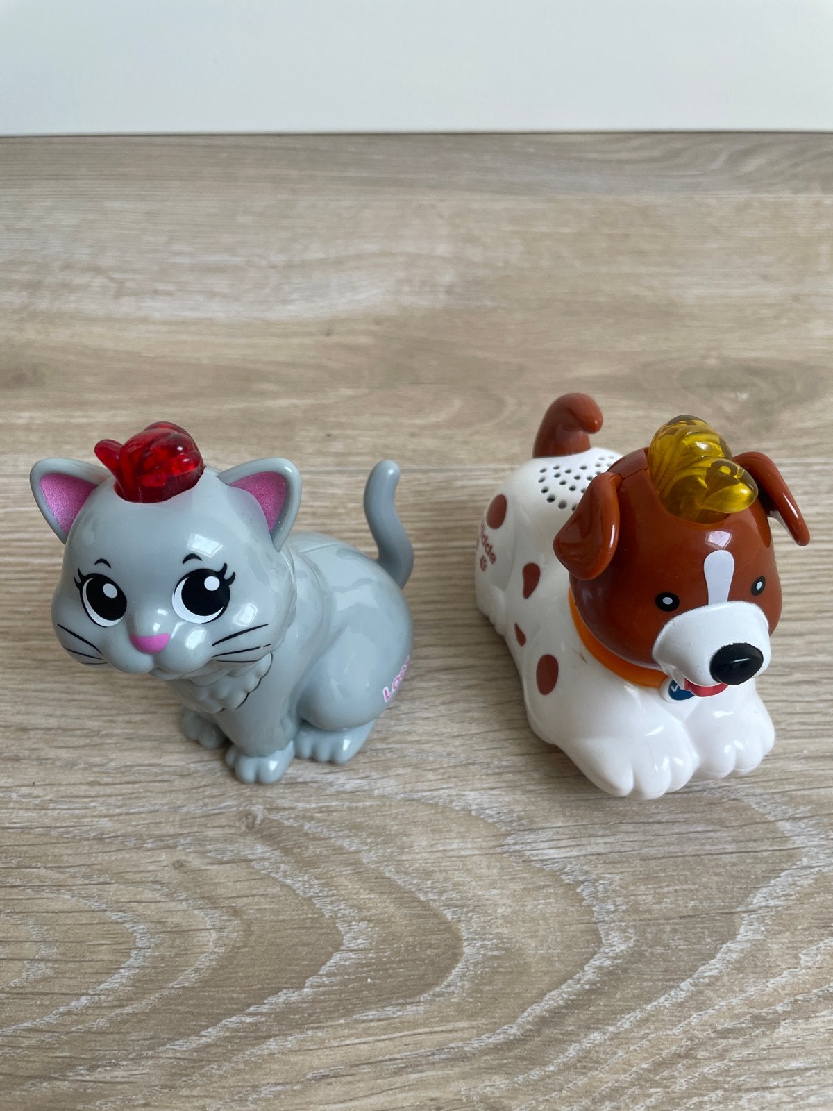 VTech Interactieve Dieren: Hidde Hond & Loes Poes, Ophalen of Verzenden, Zo goed als nieuw, Overige typen, Met licht