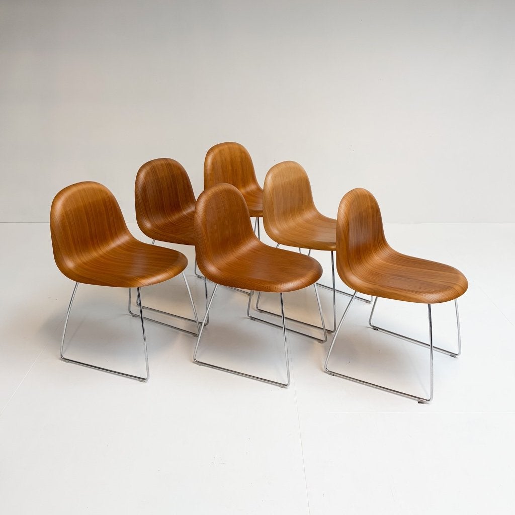 Set van 6 Gubi 3D Deense designstoelen van Komplot Design, Gebruikt, Komplot Design, Bruin, Design