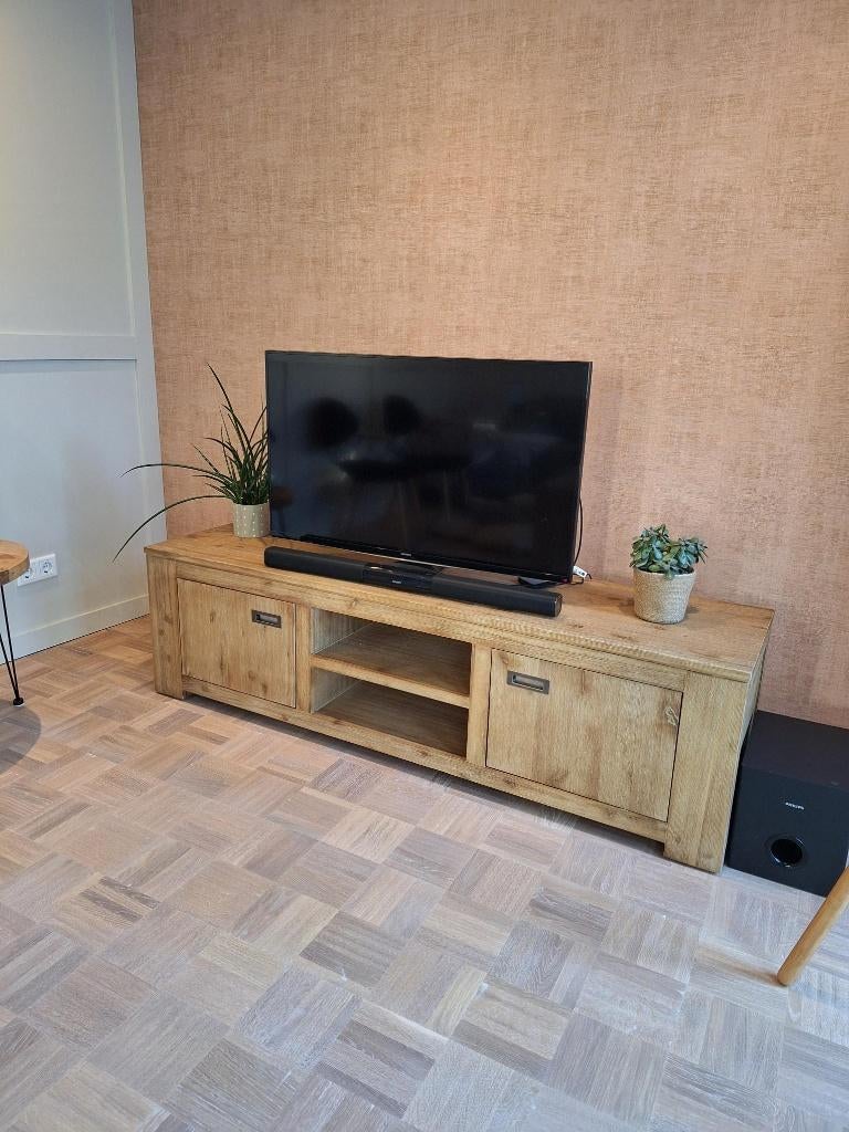 Tv meubel / dressoir, 150 tot 200 cm, Ophalen of Verzenden, Zo goed als nieuw, Grenenhout