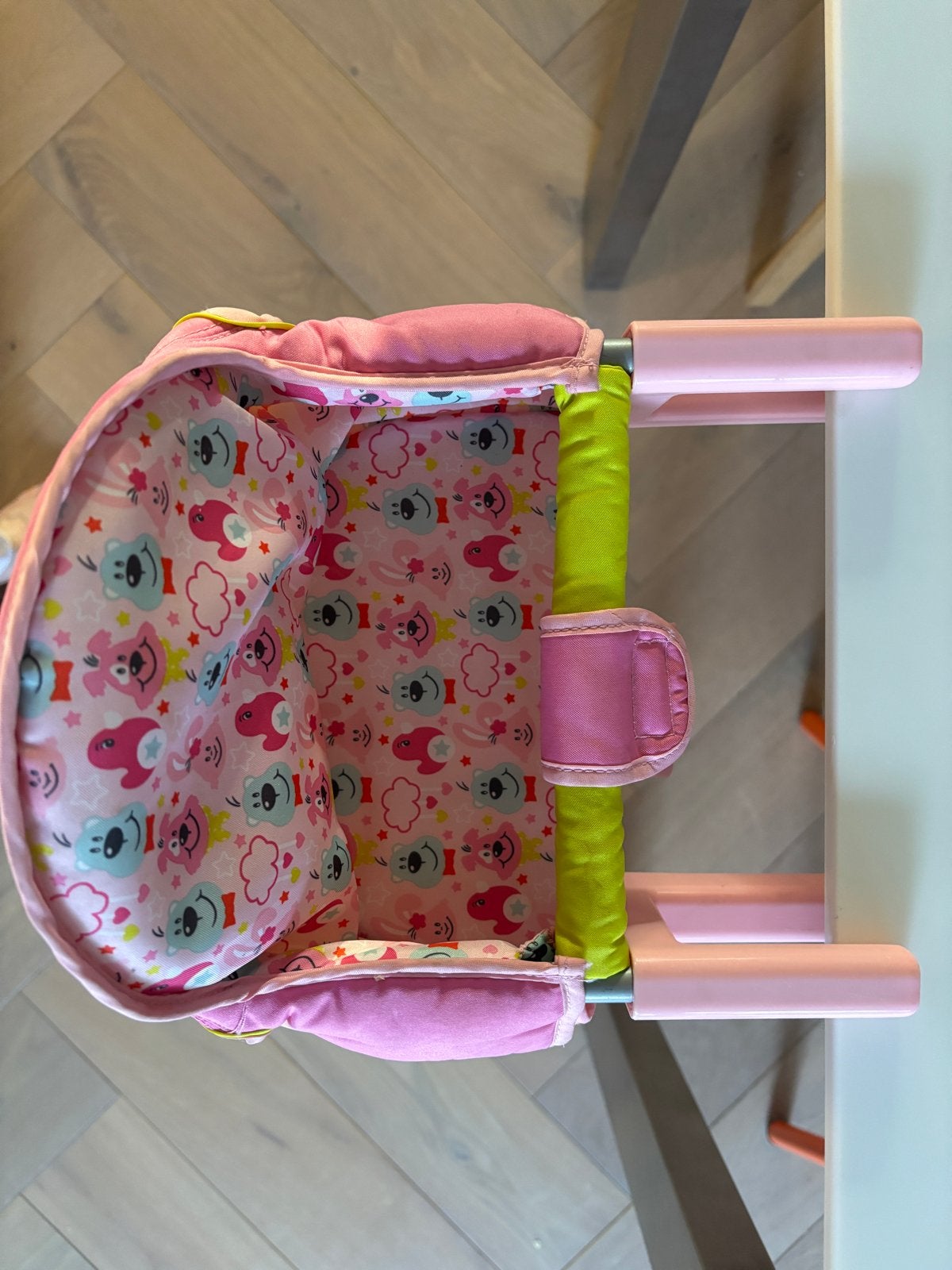 Baby Born poppenstoel voor aan tafel, Kinderen en Baby's, Speelgoed | Poppen, Ophalen, Gebruikt, Babypop