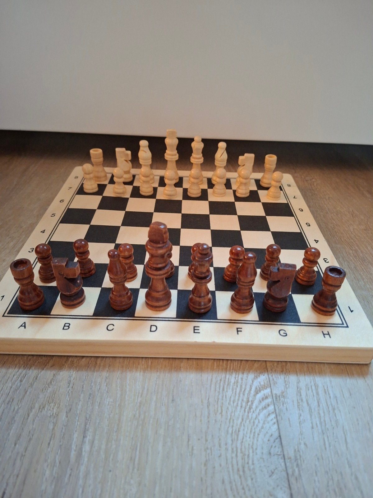 houten schaakspel,  zeer mooie staat 30x30 cm, Ophalen of Verzenden, Zo goed als nieuw