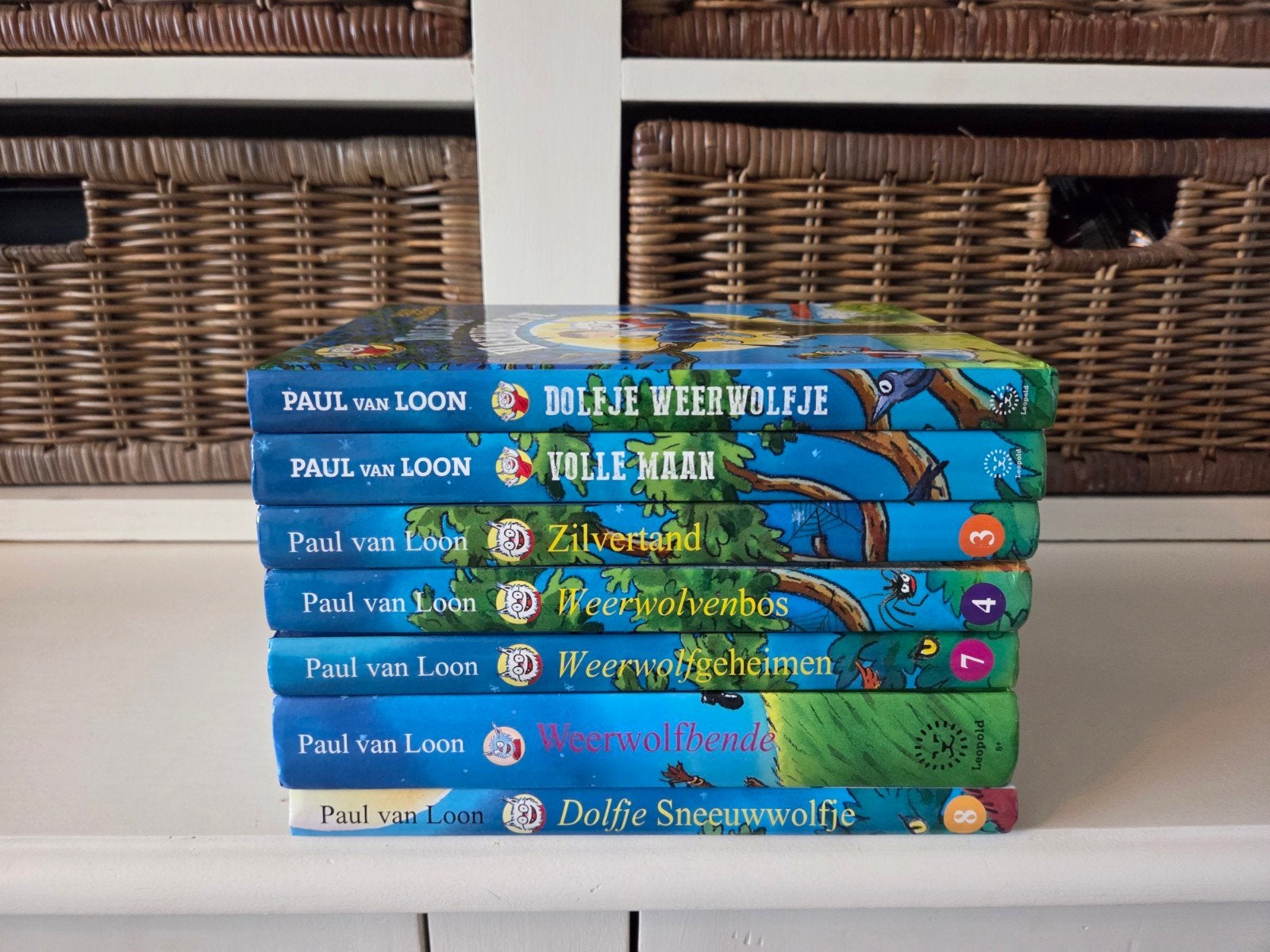 Paul van Loon - Dolfje Weerwolfje ( 8 stuks), Boeken, Ophalen of Verzenden, Gelezen, Fictie algemeen