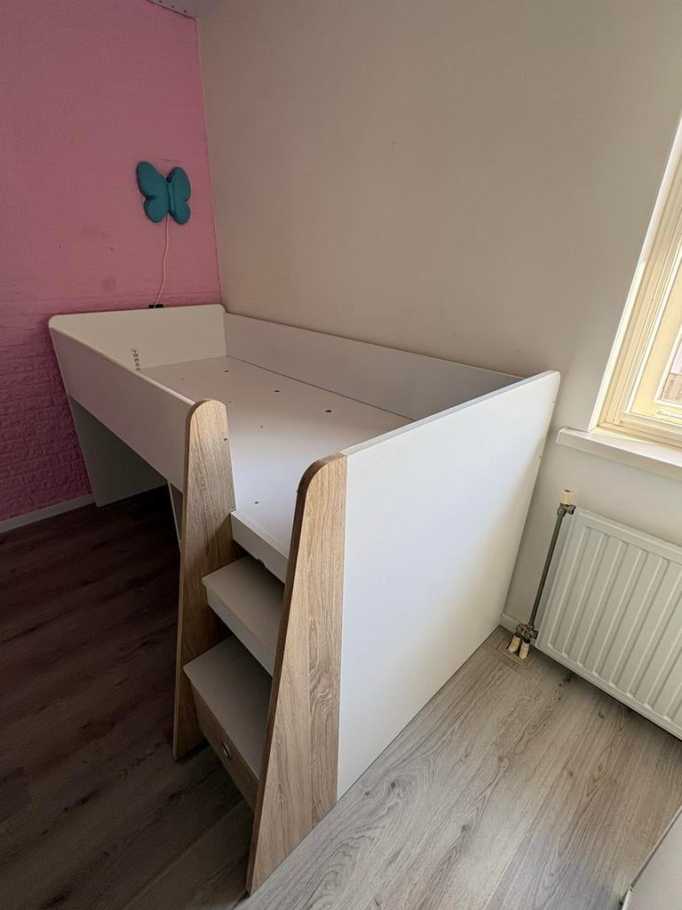 Mooie halfhoogslaper met opbergruimte, Ophalen of Verzenden, Gebruikt, Halfhoogslaper