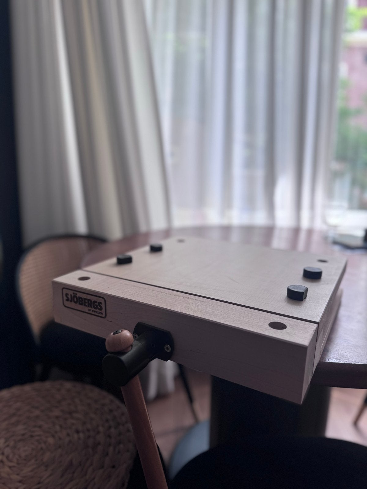 Sjöbergs Smart Vise draagbare werkbank, Doe-het-zelf en Verbouw, Werkbanken, Gebruikt, Minder dan 70 cm, Bankschroef, Ophalen