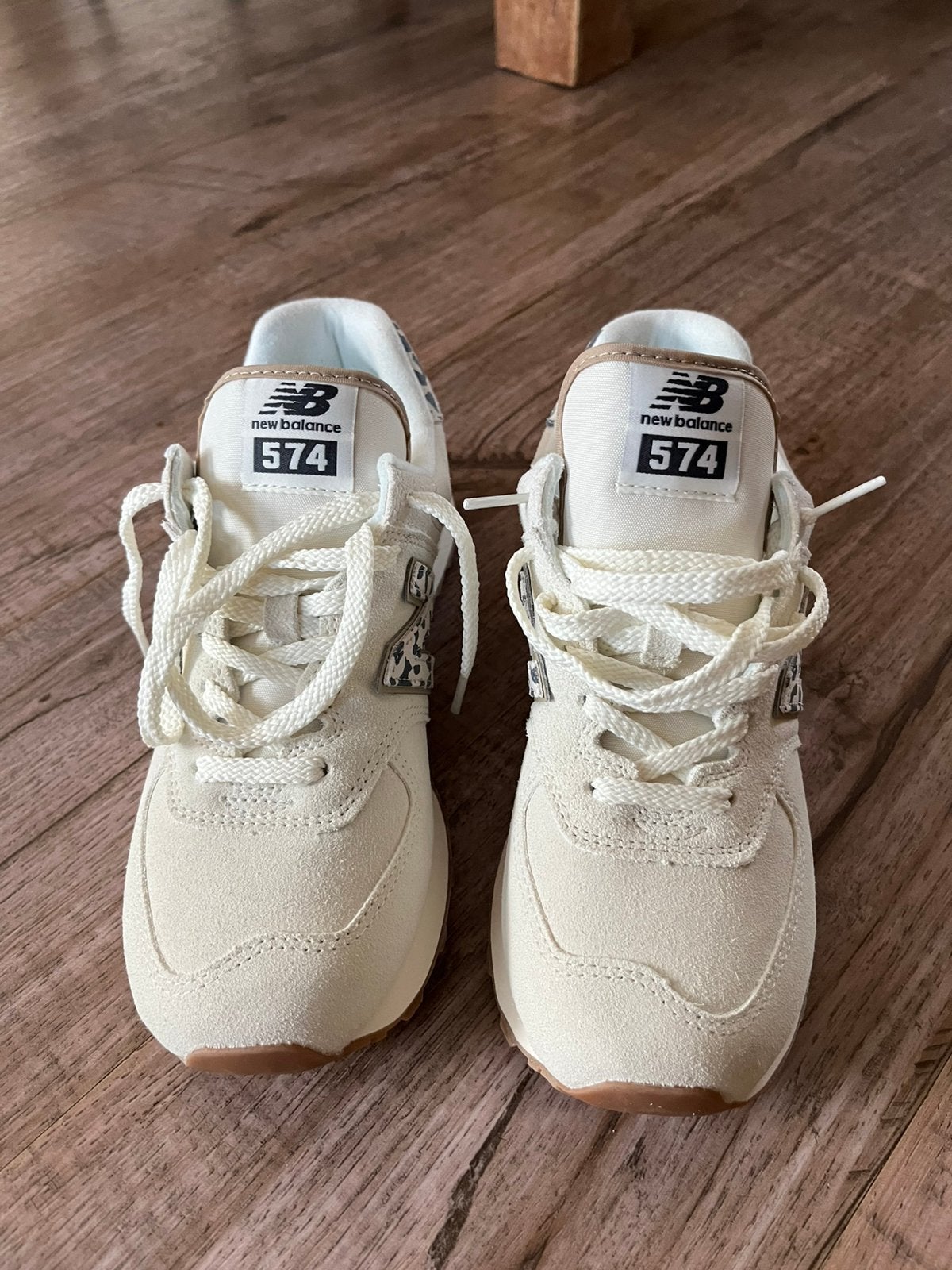 New balance sneakers dames, Beige, Nieuw, Ophalen of Verzenden, Sneakers of Gympen