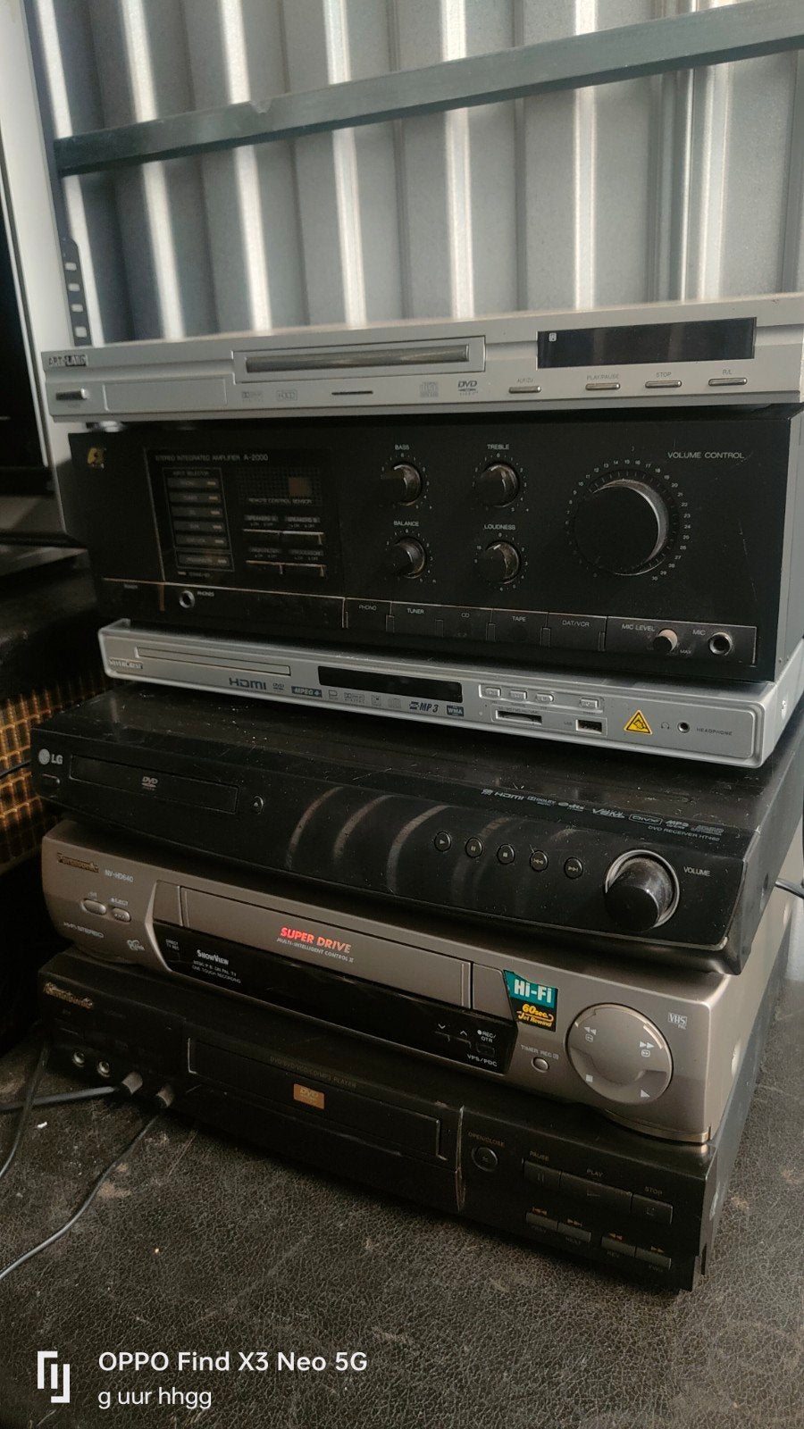 Lot video en audio apparatuur: VHS, DVD, versterker, Ophalen, Gebruikt, VHS-speler of -recorder