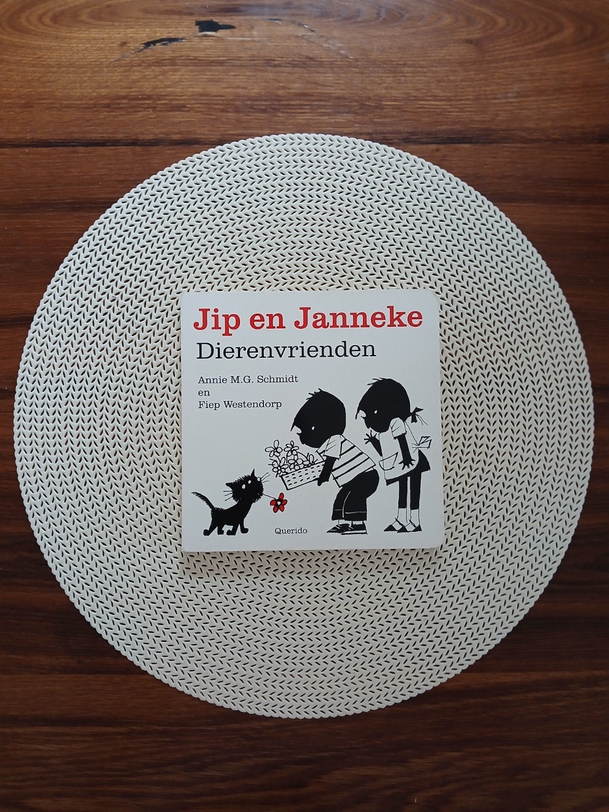 Annie M.G. Schmidt- Jip en Janneke; Dierenvrienden, kartonbo, Boeken, Ophalen of Verzenden, Fictie algemeen, Voorleesboek