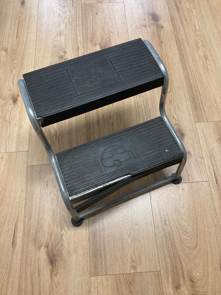 Caravan opstapje trapje rubber antislip opstap dubbele trede, Ophalen