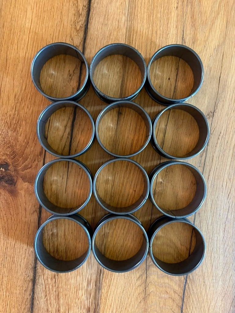 Ronde bakringen - 7 cm doorsnee - set van 12 stuks voor €15, Ophalen of Verzenden, Zo goed als nieuw, Taarten of Cupcakes, Bakvorm