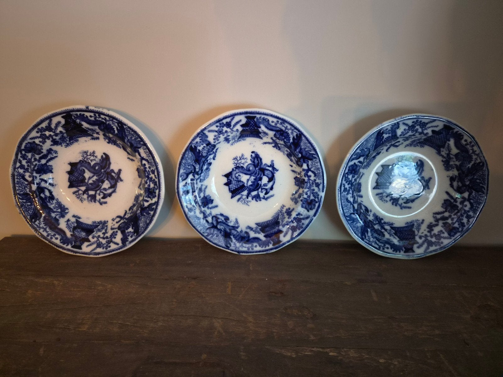 Petrus Regout decor "Dragon"  borden, Ophalen of Verzenden