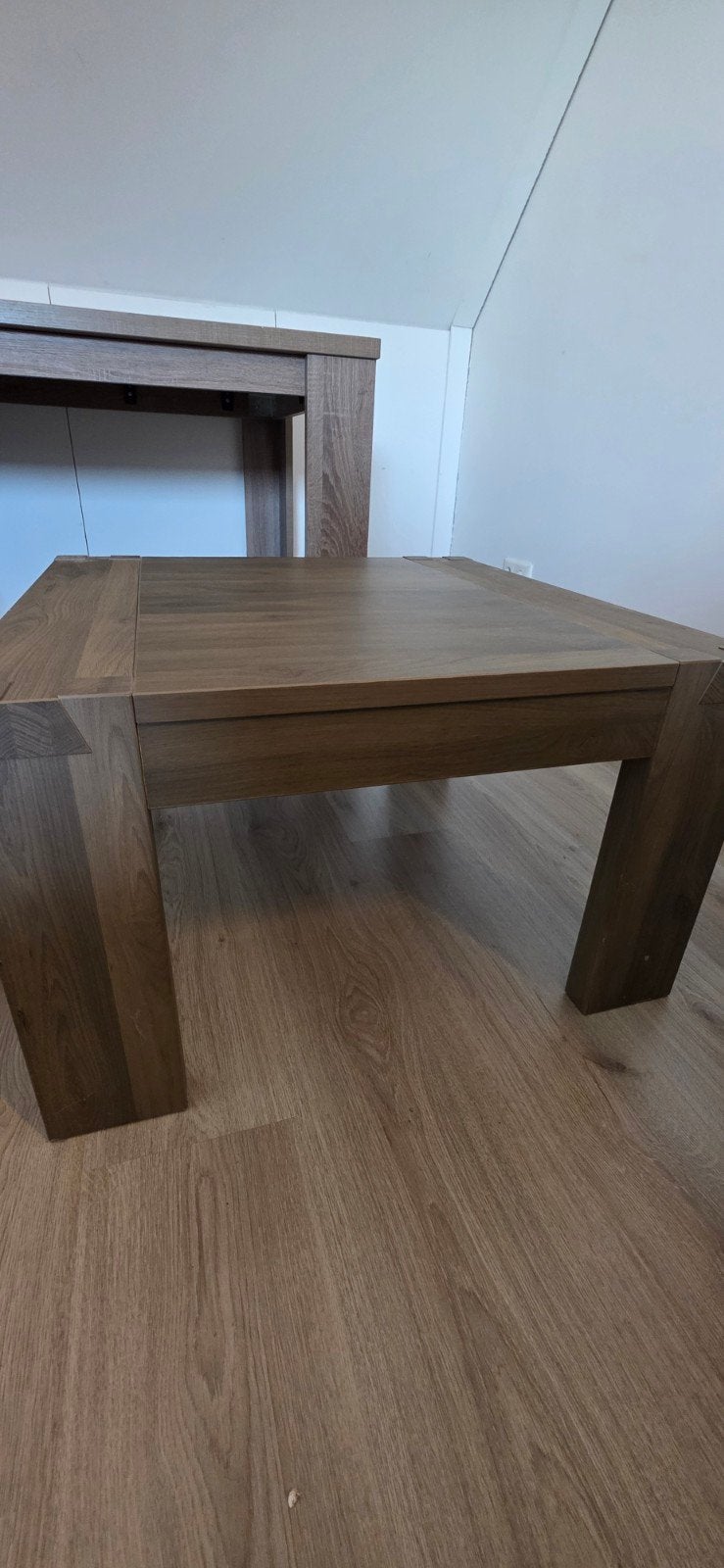 Gratis bijzet tafel, Ophalen