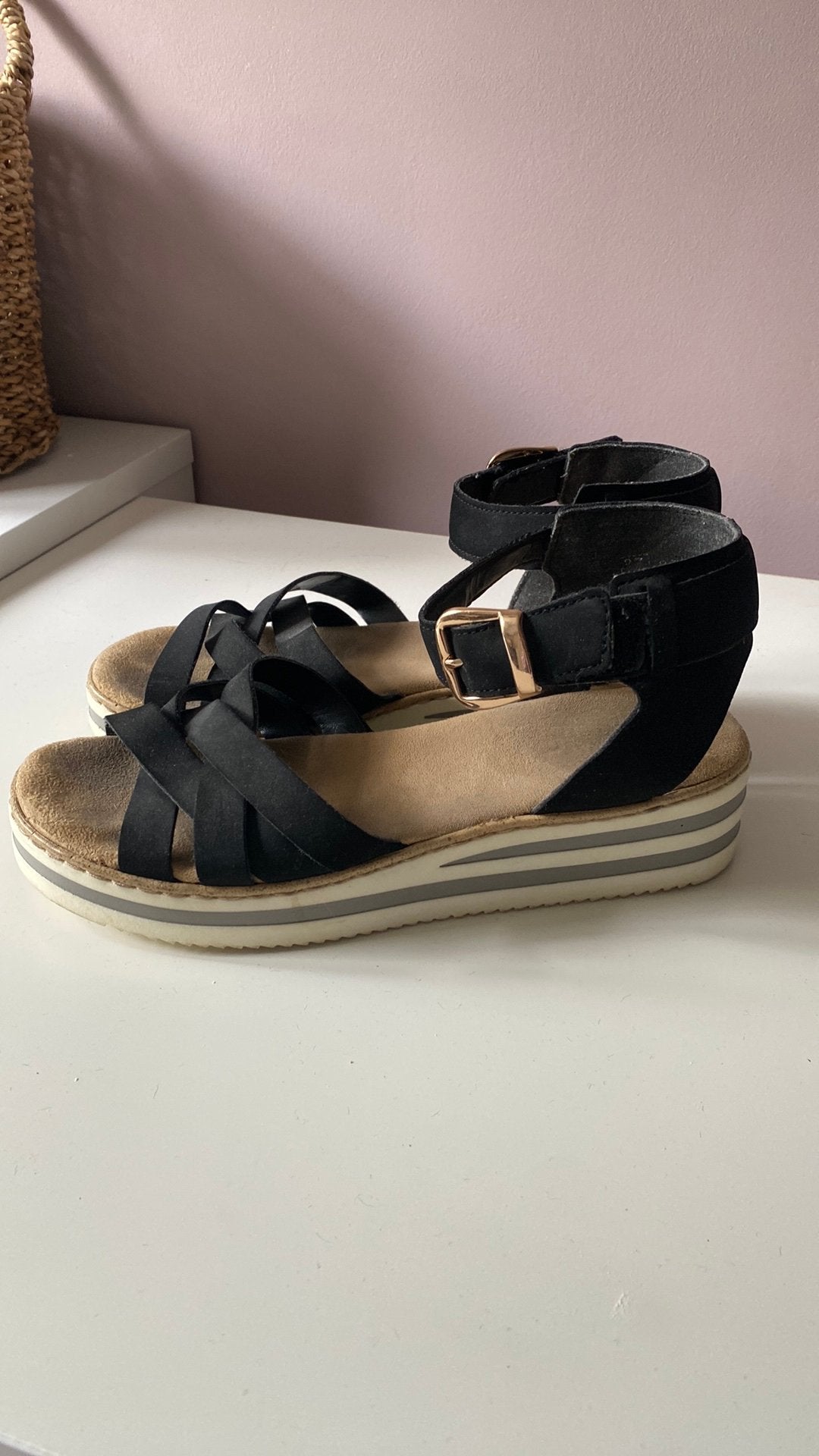 Mooie Rieker sandalen, Kleding | Dames, Schoenen, Zwart, Zo goed als nieuw, Sandalen of Muiltjes, Ophalen of Verzenden