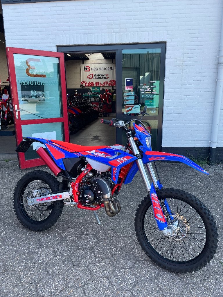 Beta RR 50 Race 2026 , 261 km ZGAN 50cc AM6 RR50 Racing, Ophalen, 6 versnellingen, Maximaal 45 km/u, Zo goed als nieuw