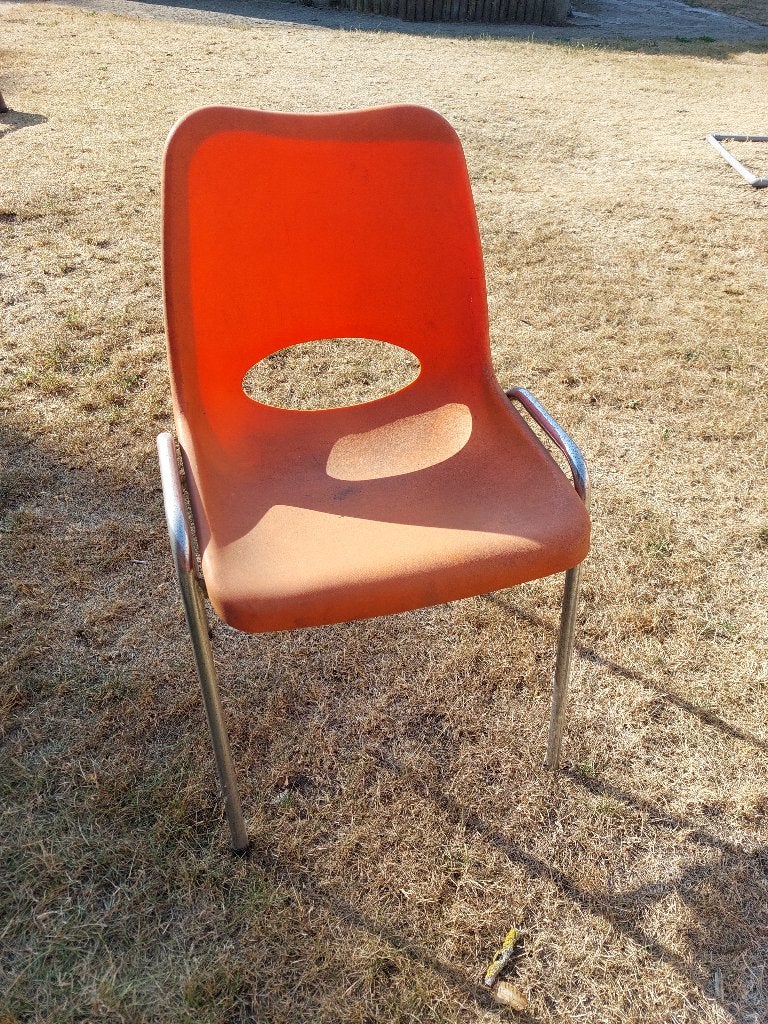Stapelstoelen oranje, Huis en Inrichting, Stoelen, Ophalen, Kunststof, Gebruikt, Overige kleuren