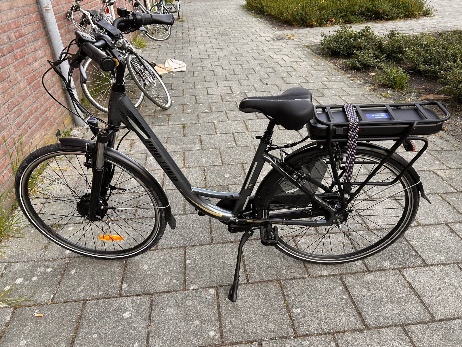 Pro Tour City Line E-bike met 7 versnellingen, Zo goed als nieuw, 51 tot 55 cm, 50 km per accu of meer, Ophalen