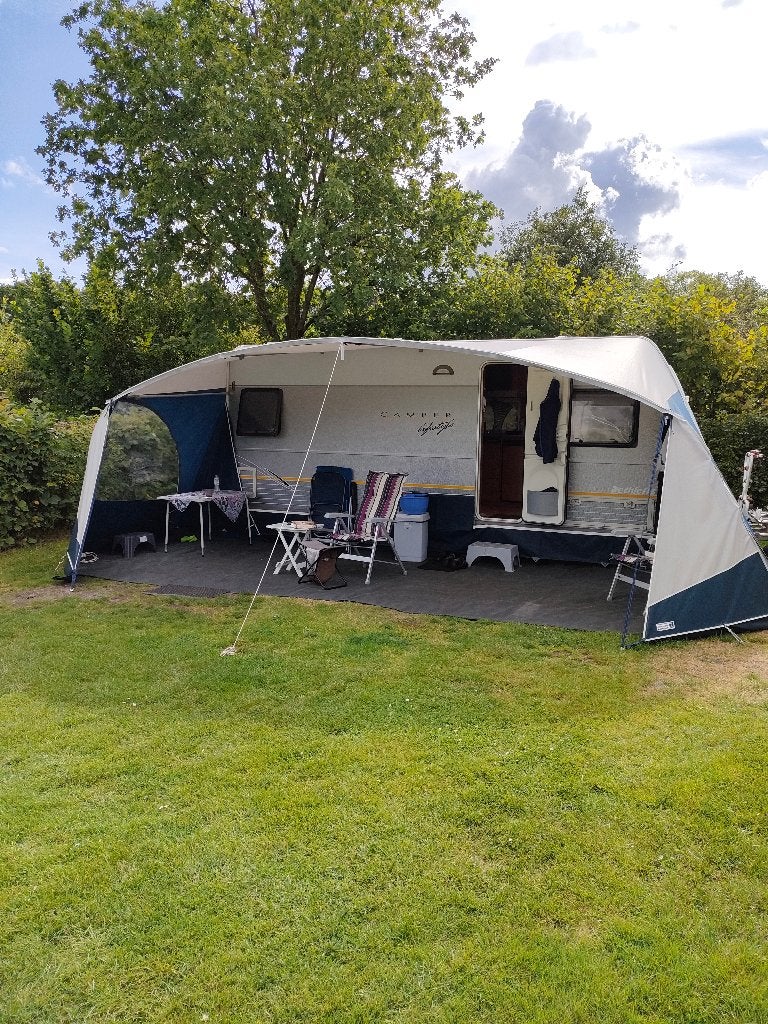 Dethleffs Camper Lifestyle 510 DB, Rondzit, Lengtebed, Particulier, Dethleffs