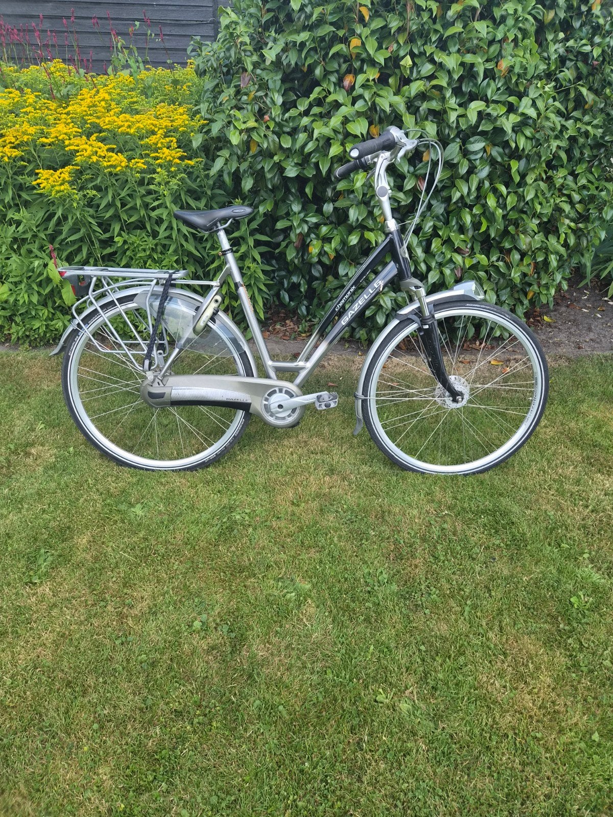 Gazelle chamonix 28inch damesfiets, Versnellingen, Zo goed als nieuw, Gazelle, 56 cm of meer