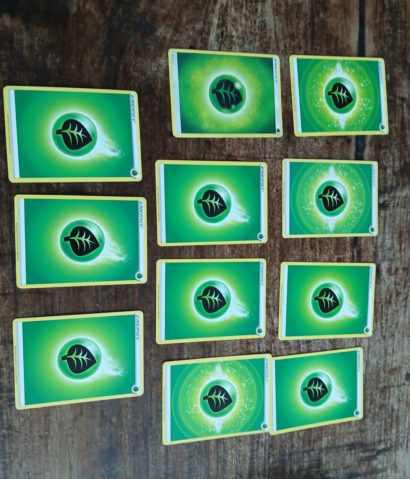 Pokemon kaarten (11 grass cards, Ophalen of Verzenden, Zo goed als nieuw, Meerdere kaarten