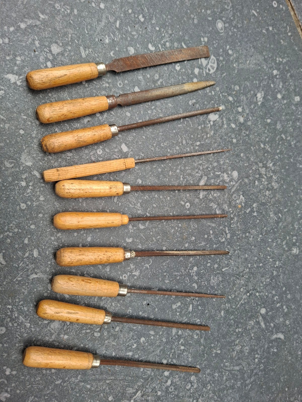 Set van 9 vijlen/raspen met houten handvatten, Doe-het-zelf en Verbouw, Gereedschap | Handgereedschap, Ophalen of Verzenden, Gebruikt