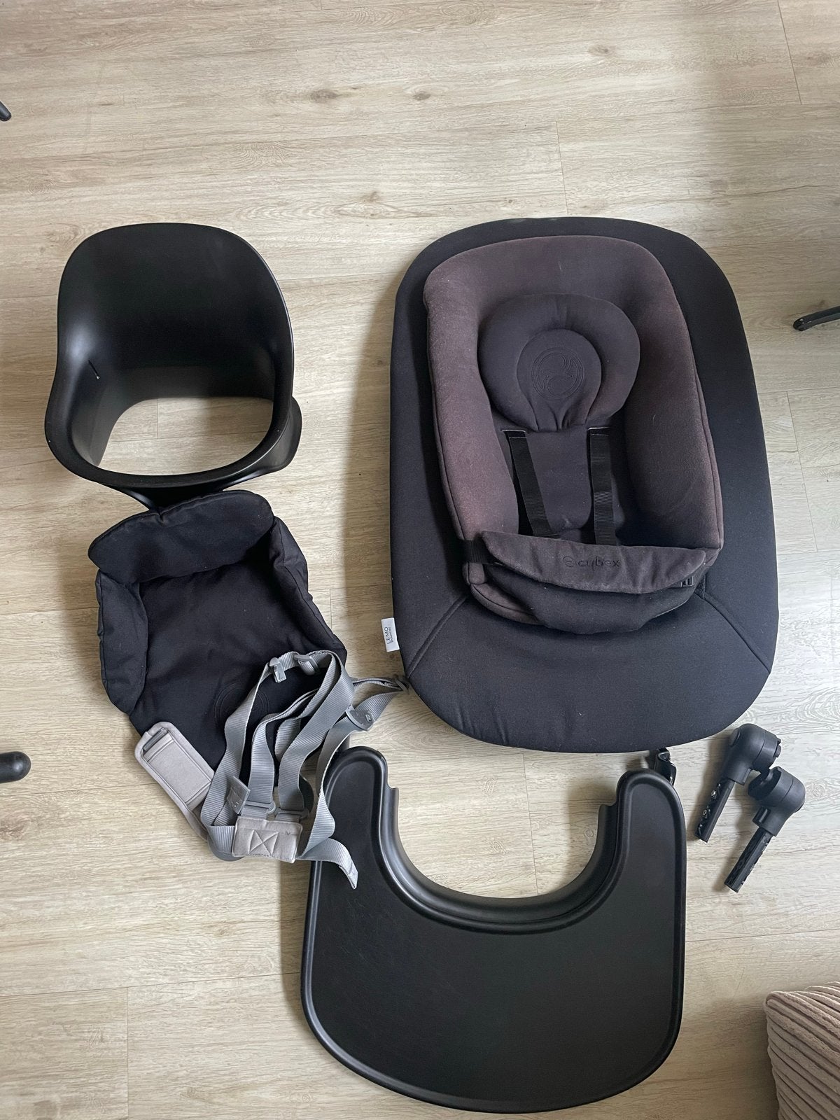 Cybex Lemo Baby inzet met stoelverkleiner, blad en ligstoel, Ophalen, Gebruikt, Meegroeistoel, Afneembaar eetblad