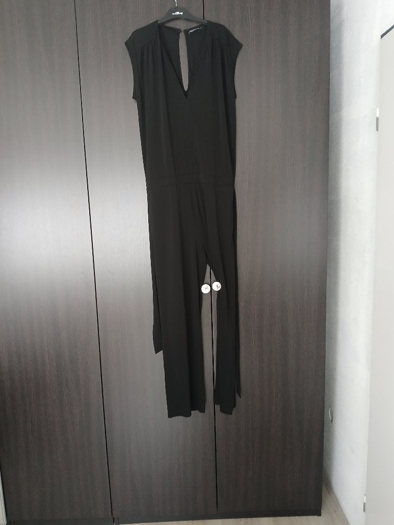Zwarte jumpsuit van Expresso, maat L, Kleding | Dames, Expresso, Zwart, Maat 42/44 (L), Ophalen of Verzenden
