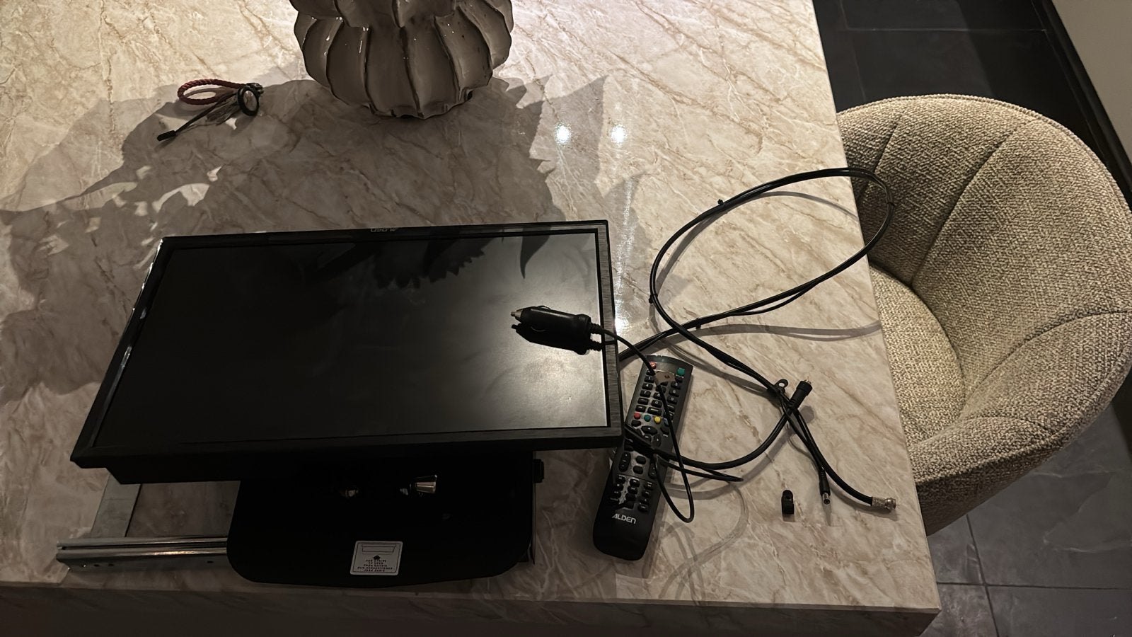 Compacte TV voor camper/caravan met 12V aansluiting, Overige merken, HD Ready (720p), Ophalen of Verzenden, Minder dan 40 cm