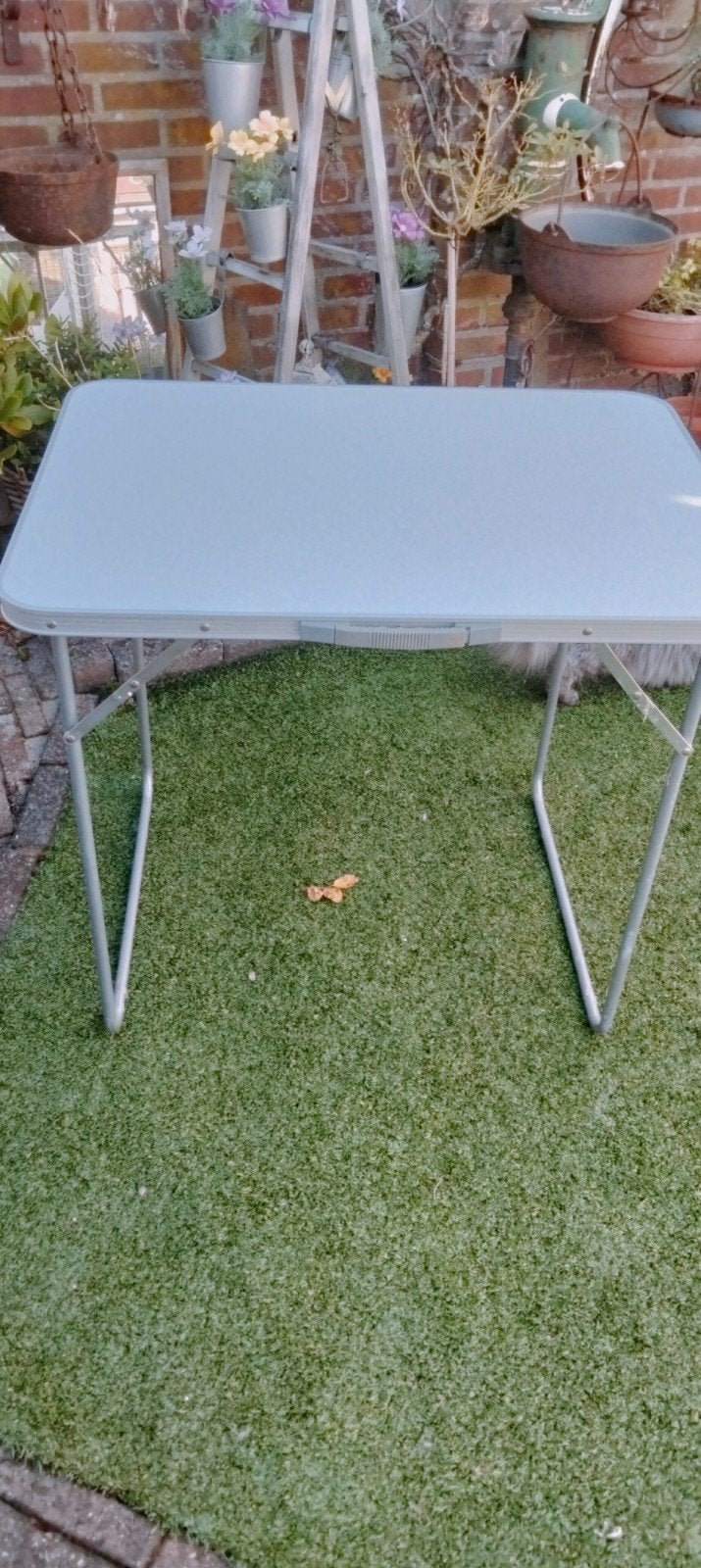 Handige opvouwbare campingtafel - 80-60-70 cm, Ophalen, Gebruikt, Campingtafel