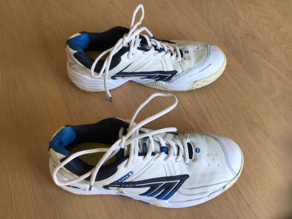 Hi-Tec T501 tennisschoenen 42,5 wit blauw als nieuw heren, Overige merken, L00, Schoenen, Ophalen of Verzenden