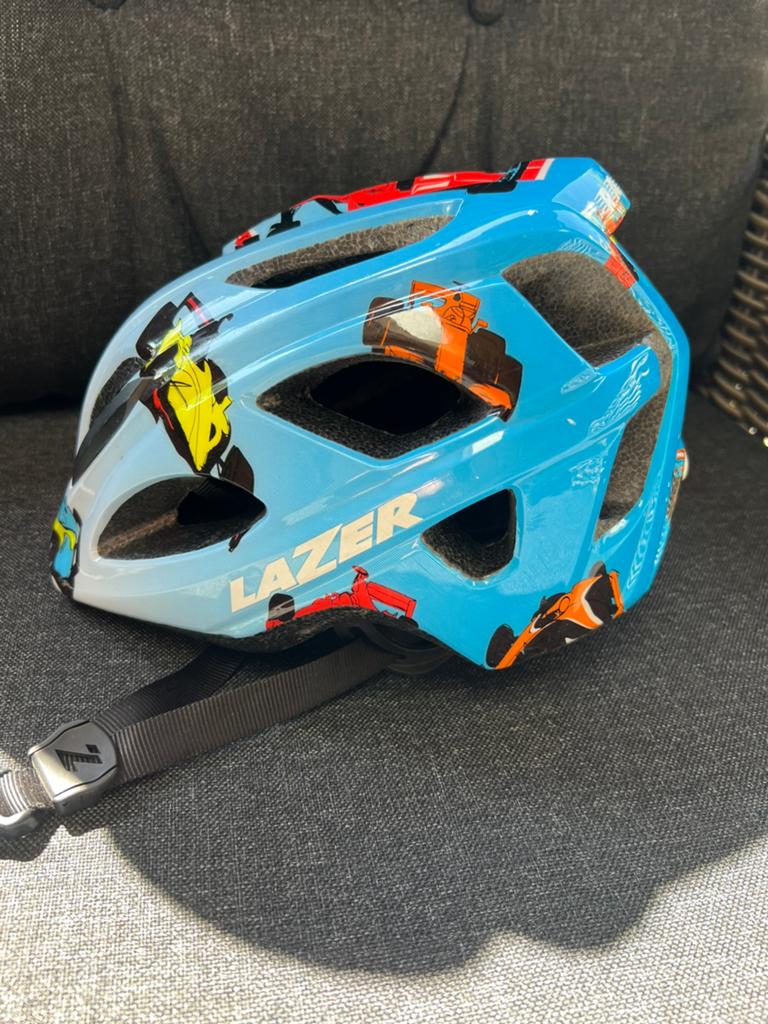Fietshelm kind Racer Autofit, Ophalen of Verzenden, Zo goed als nieuw, Overige maten