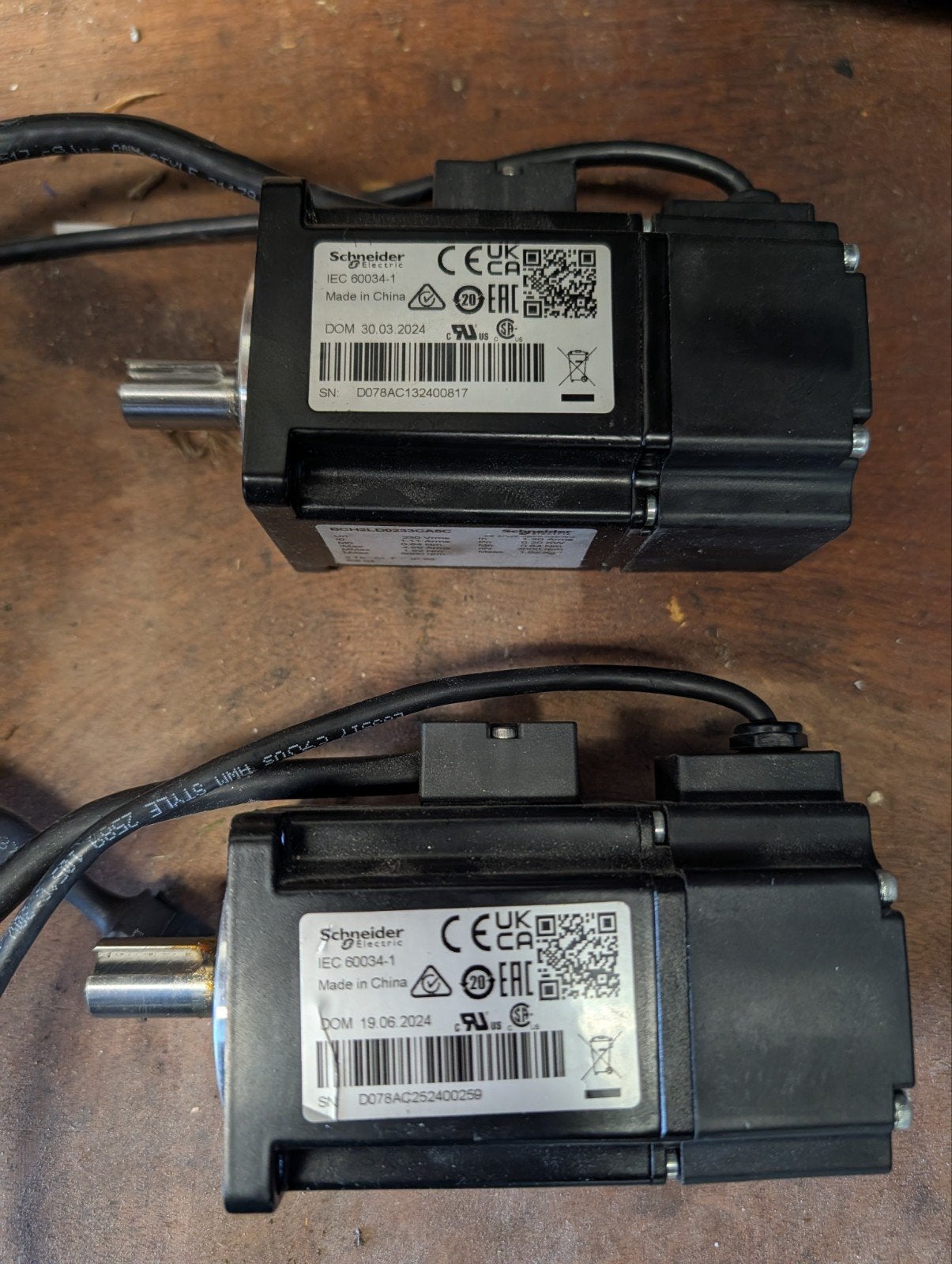 Schneider Electric Servo Setjes 200W met Kabels, Ophalen of Verzenden