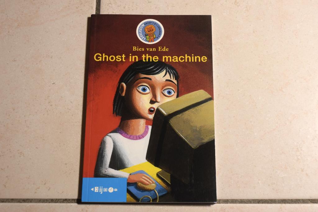 Leesleeuw Engels: Ghost in the Machine / Bies van Ede, Boeken, Ophalen of Verzenden, Zo goed als nieuw, Fictie algemeen