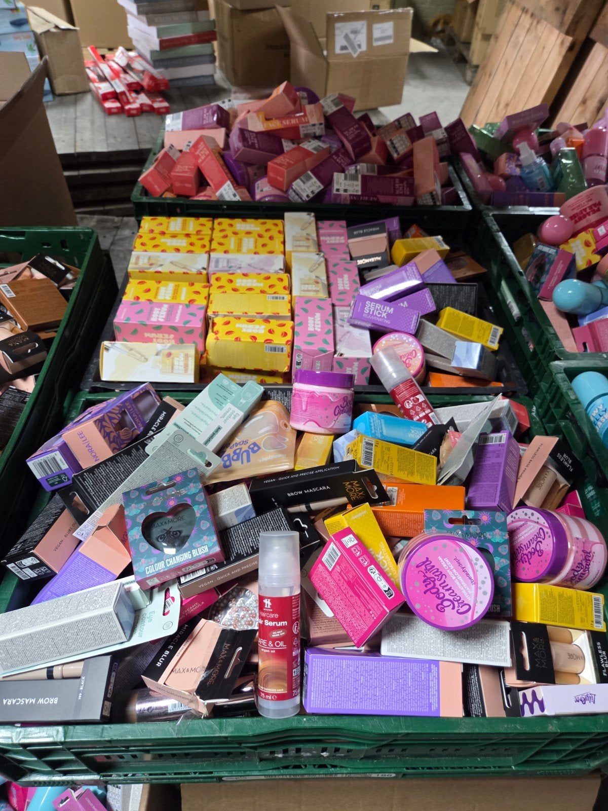 Grote partij cosmetica mix - 100 stuks voor €50, Overige kleuren, Gehele gezicht, Onbekend, Nieuw