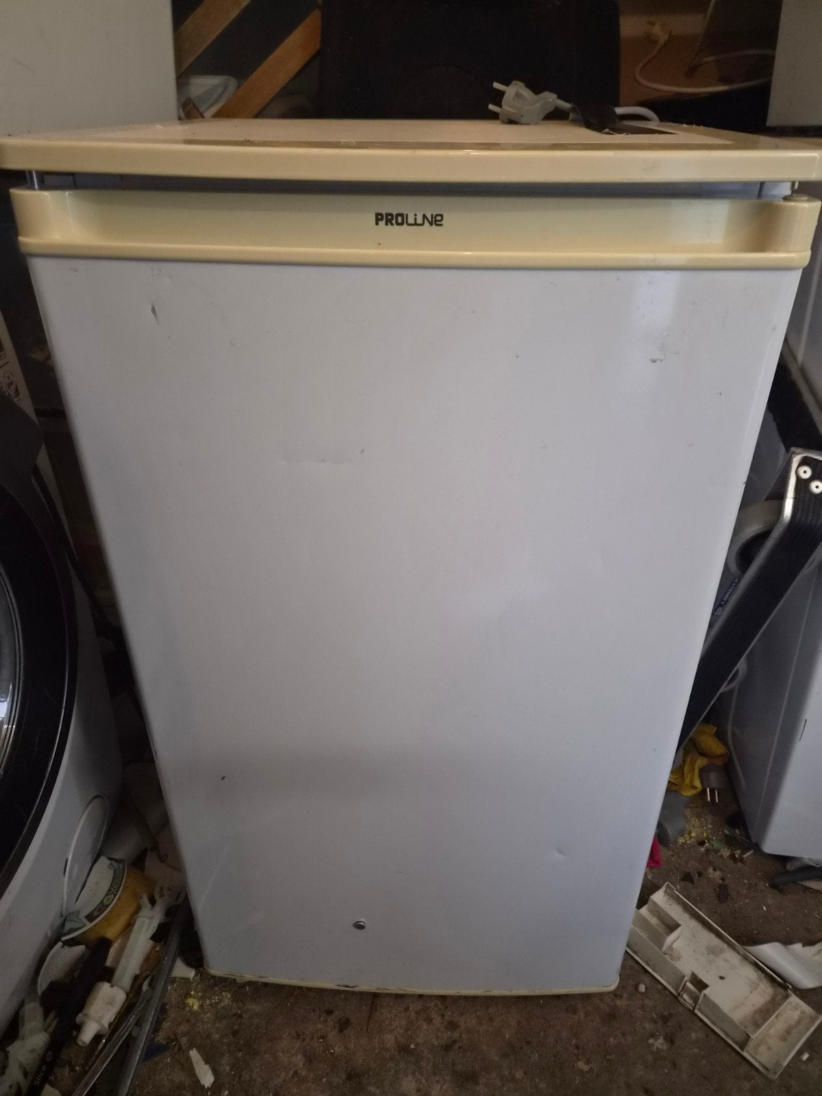Proline Tafelmodel Koelkast met Vriesvak Gratis  Mogelijk, Witgoed en Apparatuur, Ophalen, Gebruikt, 45 tot 60 cm, Met vriesvak