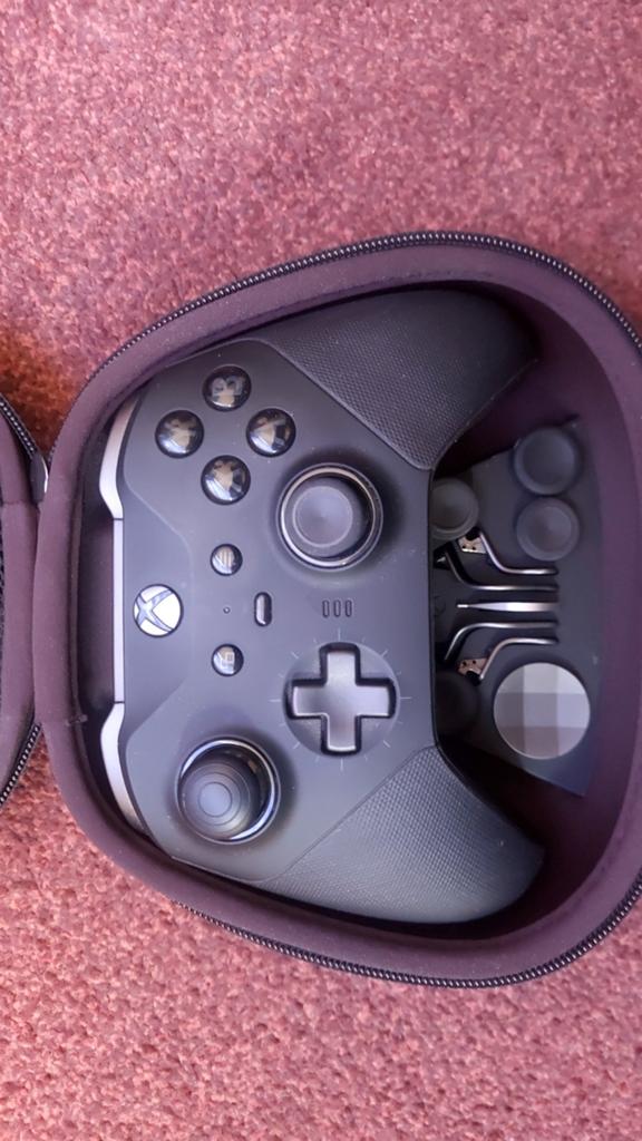 Xbox Elite 2 controller., Ophalen, Zo goed als nieuw
