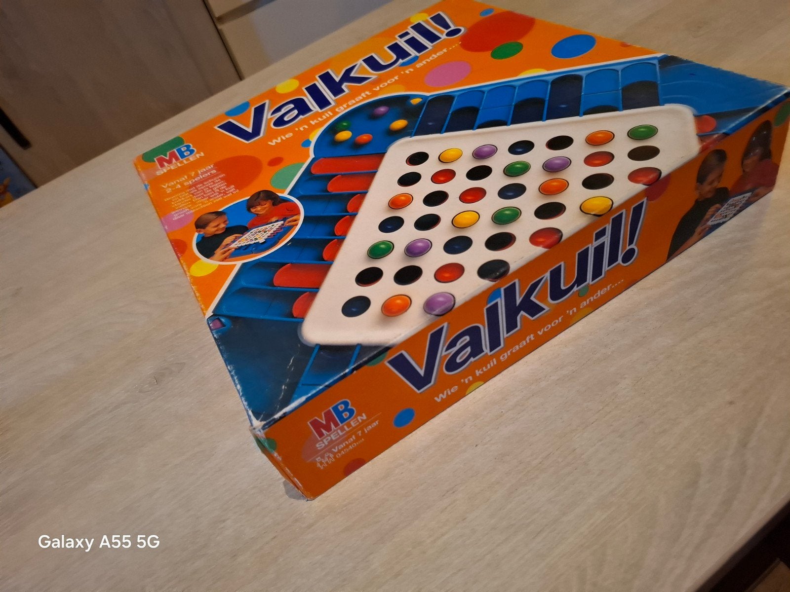 Valkuil! Bordspel van MB Spellen - Klassiek Gezinsspel, Hobby en Vrije tijd, Gezelschapsspellen | Bordspellen, Onbekend, Ophalen of Verzenden