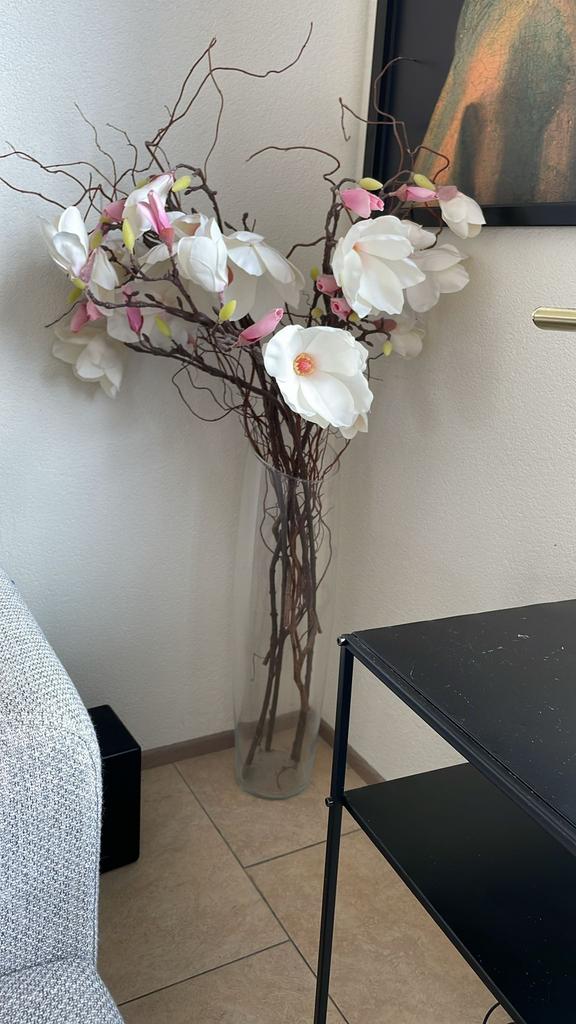 Glazen vaas met bloemen, Ophalen, Zo goed als nieuw