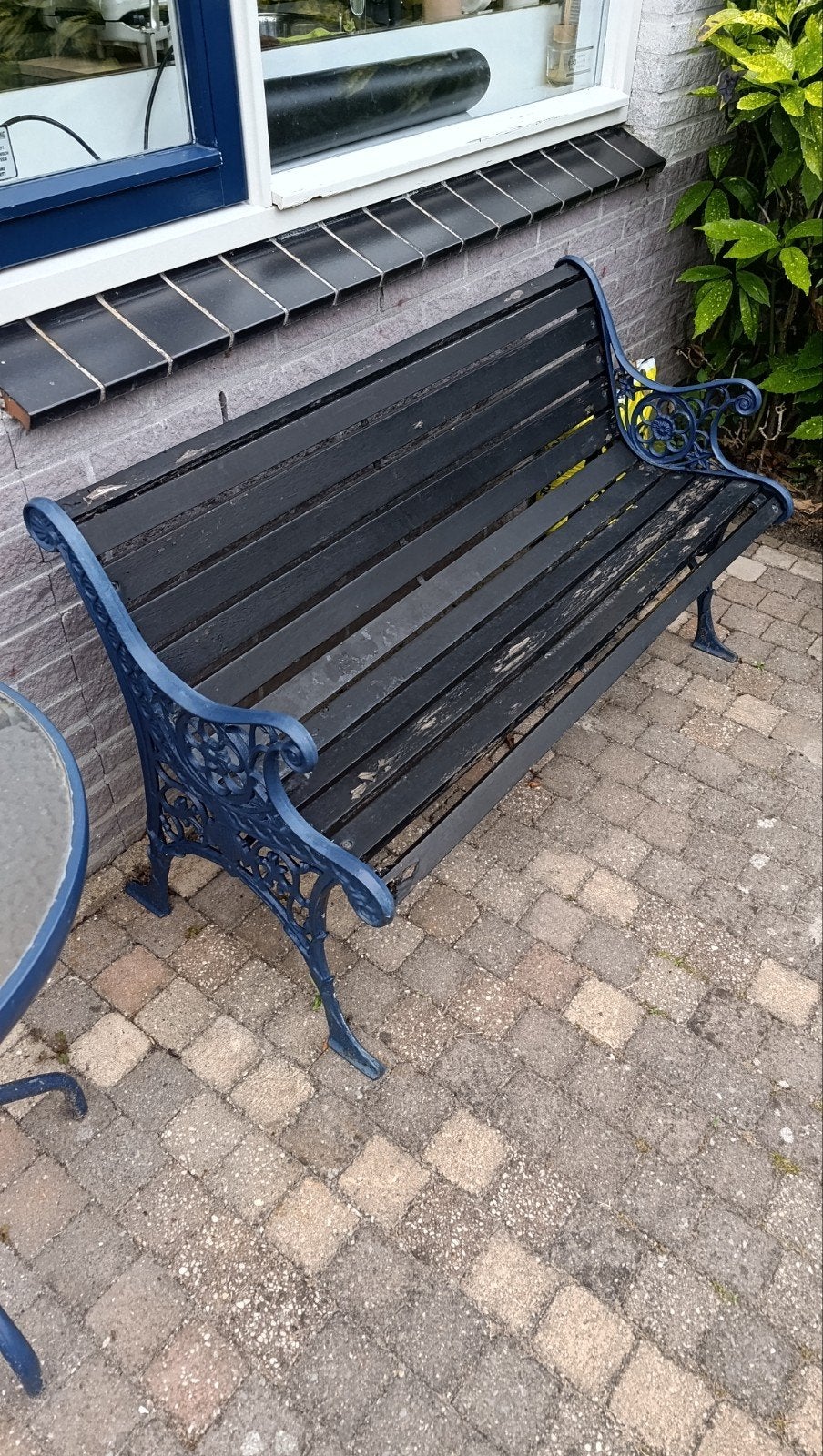 Gietijzeren tuinbank met leeuwenkoppen - opknapper, Ophalen