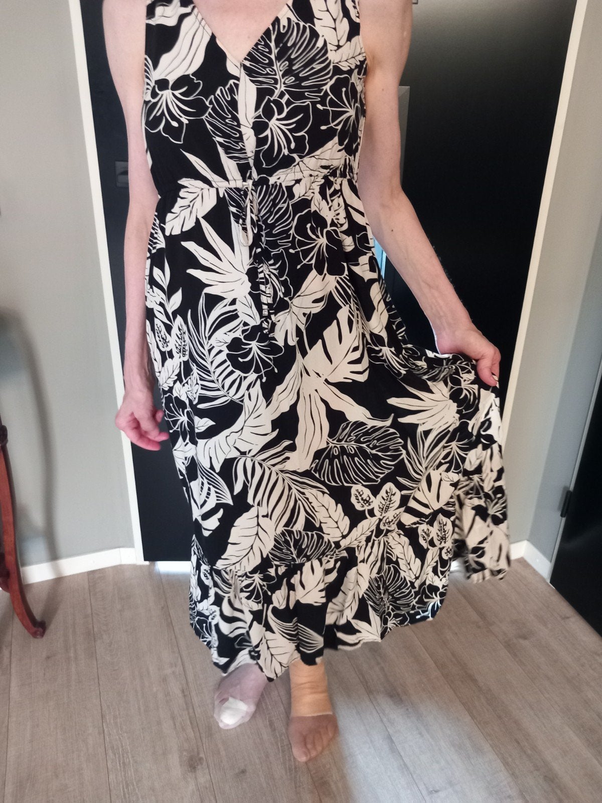Mango Maxi / Midi zomerjurk XS / Nieuw, # Zwart / Beige, Ophalen of Verzenden, Nieuw, Maat 34 (XS) of kleiner, Zwart