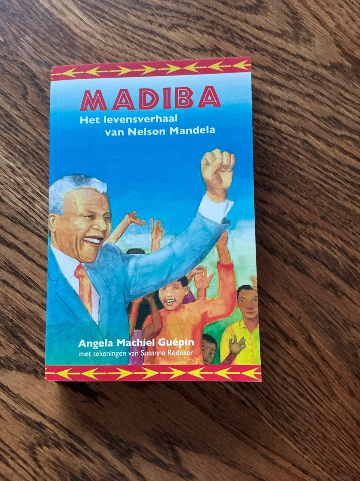 Madiba: Het levensverhaal van Nelson Mandela (Gesigneerd), Boeken, Biografieën, Ophalen of Verzenden, Zo goed als nieuw, Politiek