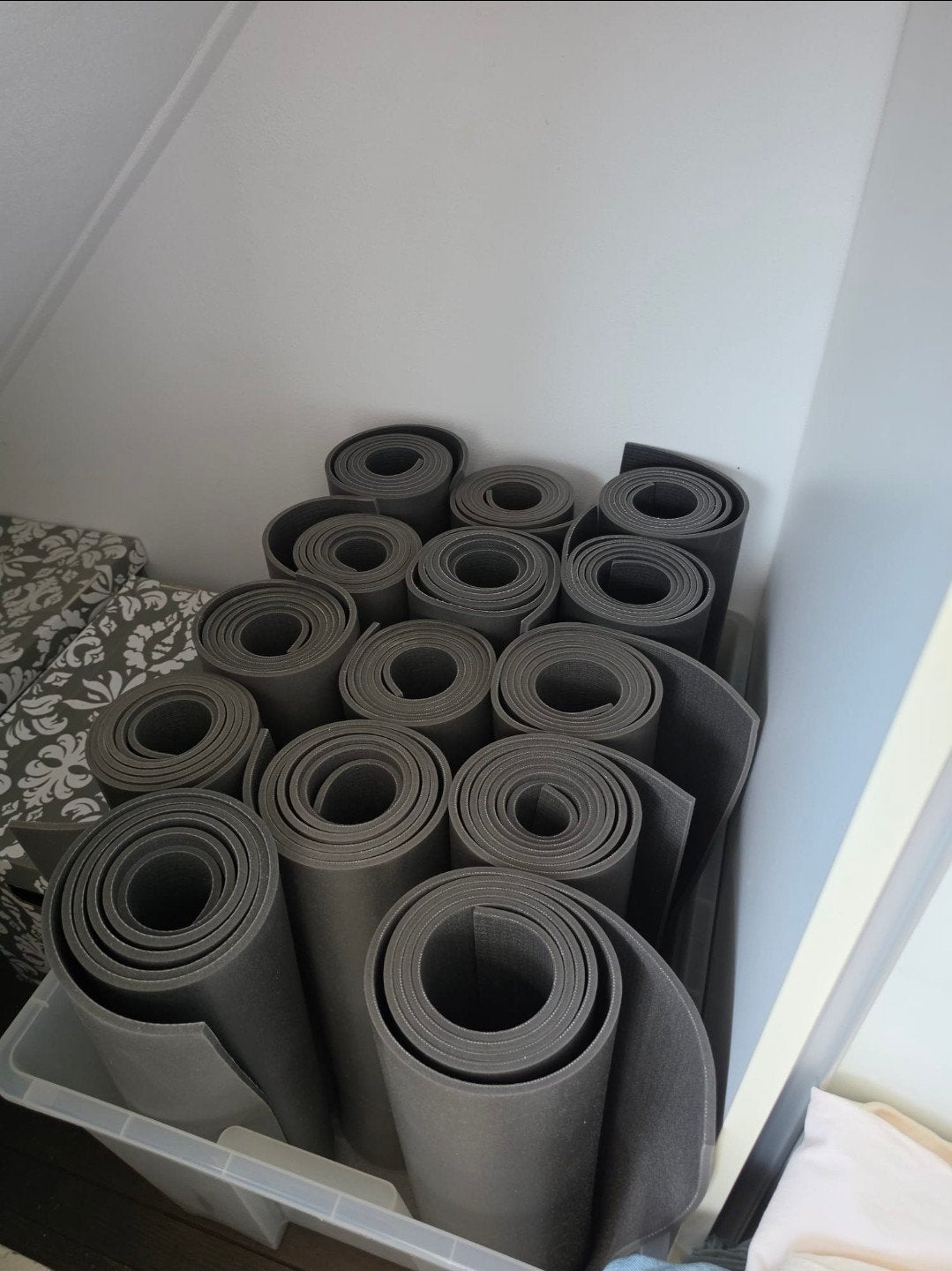 14 superfijne studiomatten te koop voor yoga of pilates, Ophalen, Gebruikt